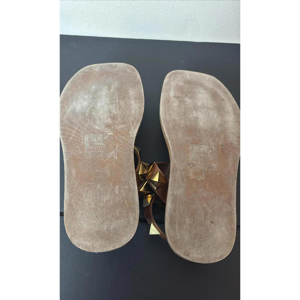 Valentino Leather Roman Stud Sandals, Pre-Owned, US 7, IT 37, S90 - Picture 4 of 11